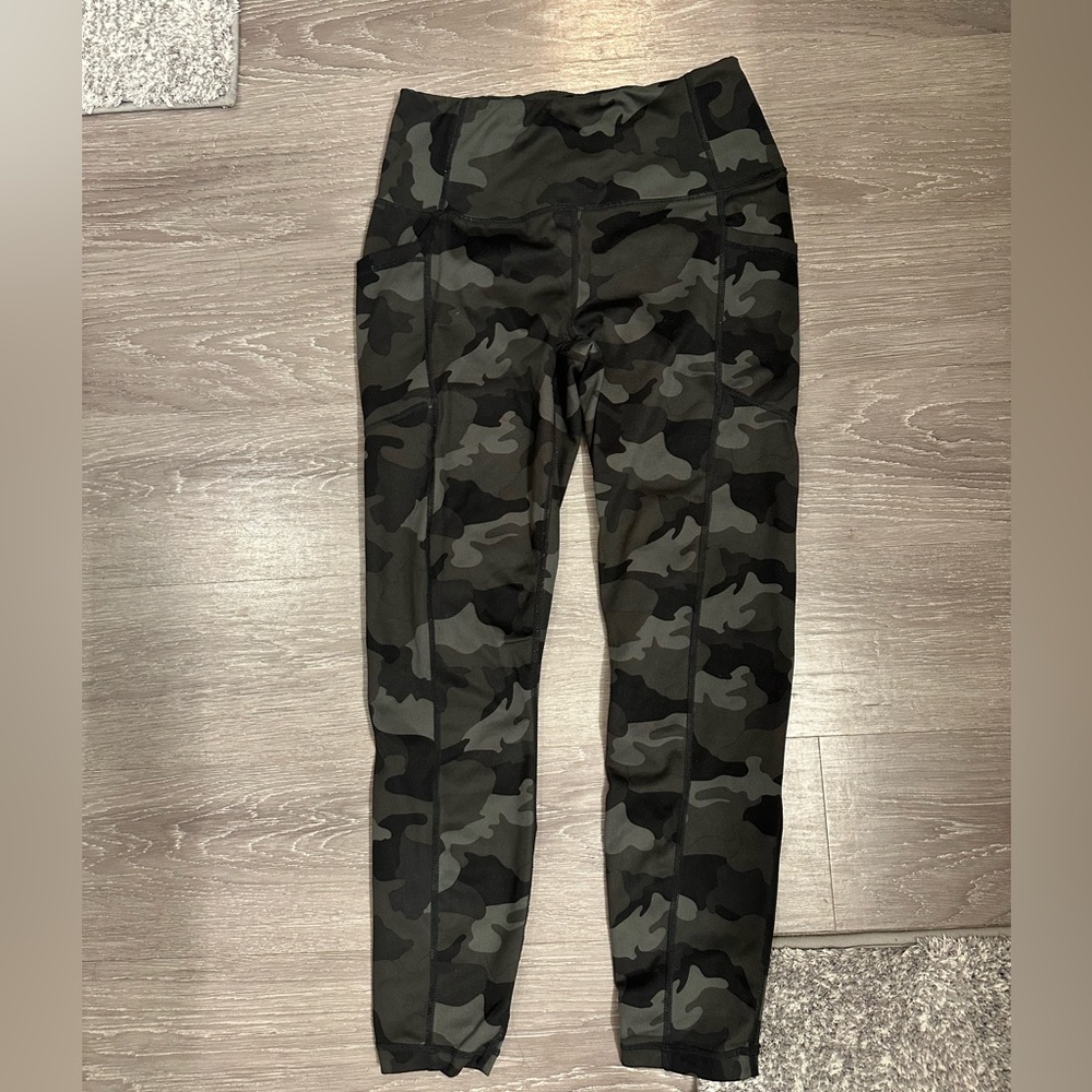 Black Camo Leggings